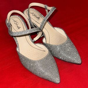 Life Stride Elegant Silver Glitter Women's Shoes Size 7 1/2